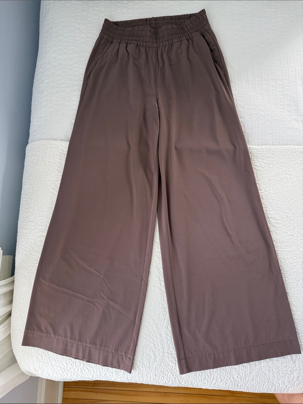Vuori Villa Wide-Leg Pants
